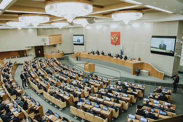 Госдума единогласно приняла в первом чтении законопроект «ЕДИНОЙ РОССИИ», защищающий покупателей от приобретения аварийного жилья